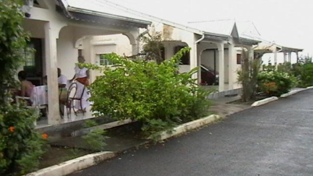 Gites VASSEAUX Capesterre-Belle-Eau Zimmer foto